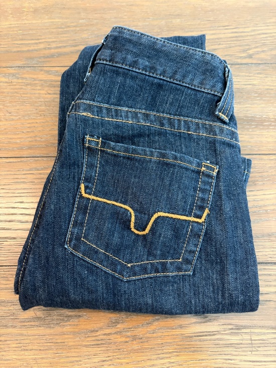 Kimes Ranch Denim - Kimes Ranch Betty Dark Blue Bootcut Jeans with Yellow Stitching Size 00/34